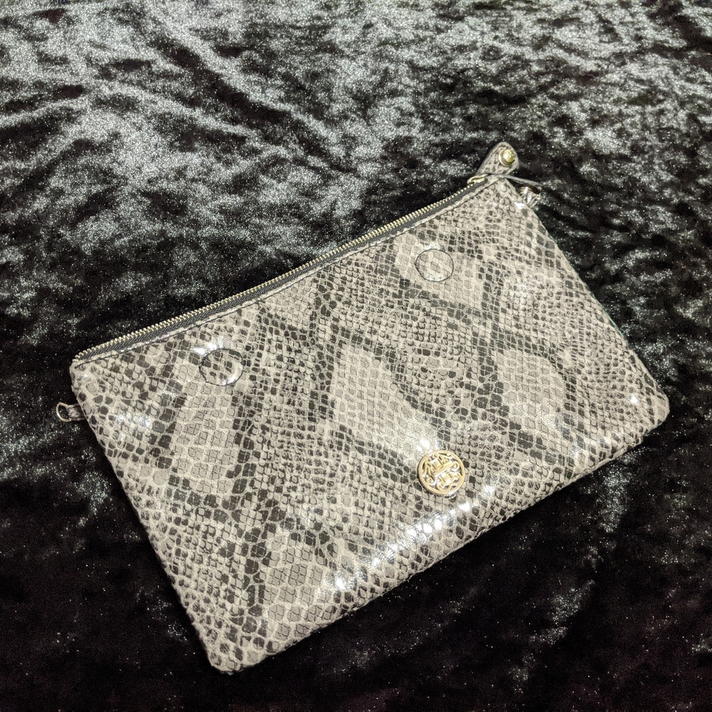 Jessica Simpson Multi Use Bag - Picture 6 of 7